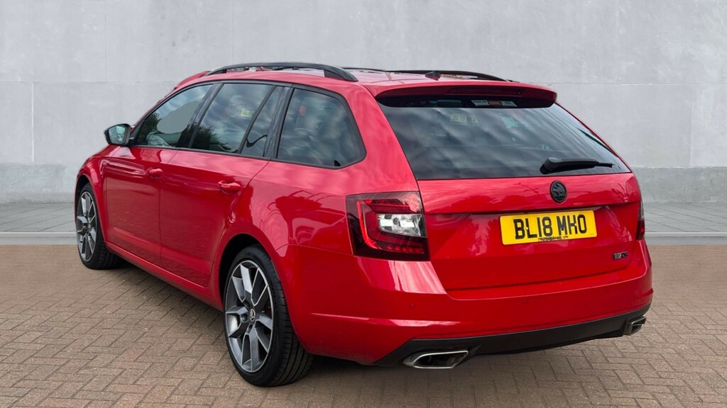 Skoda Octavia Octavia 2.0 Tsi Vrs Dsg Red #3