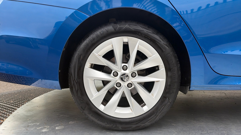 Skoda Octavia Octavia 1.5 Tsi Se L Blue #5