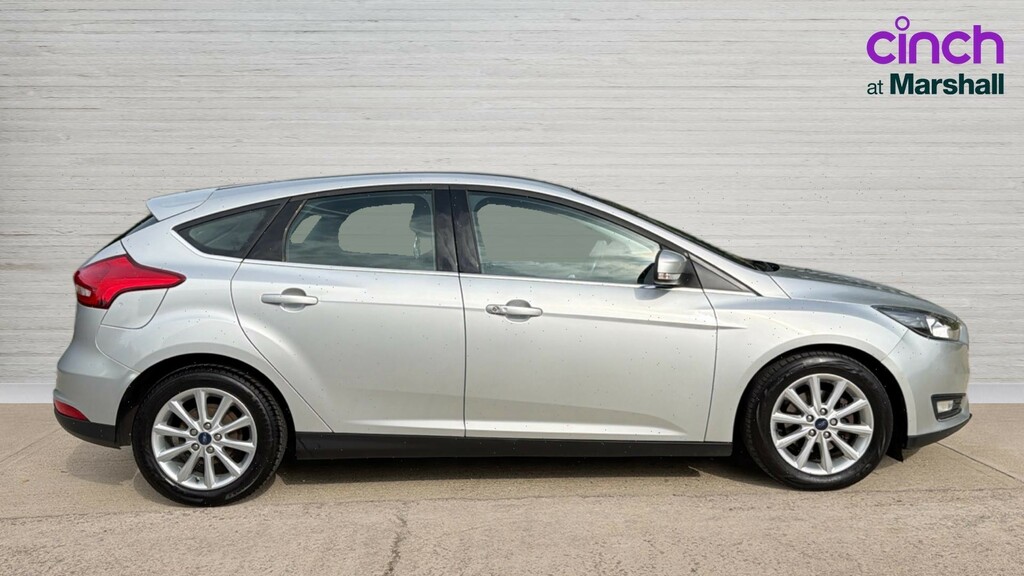 Ford Focus Focus 1.0 Ecoboost 125 Titanium Navigation Silver #2
