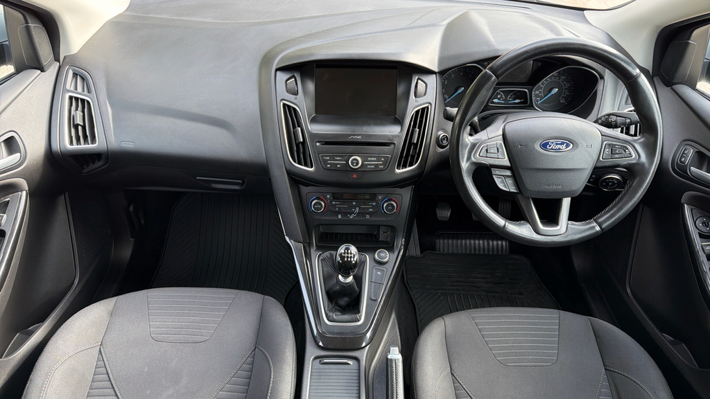Ford Focus T Ecoboost Titanium Hatchback Euro Blue #11