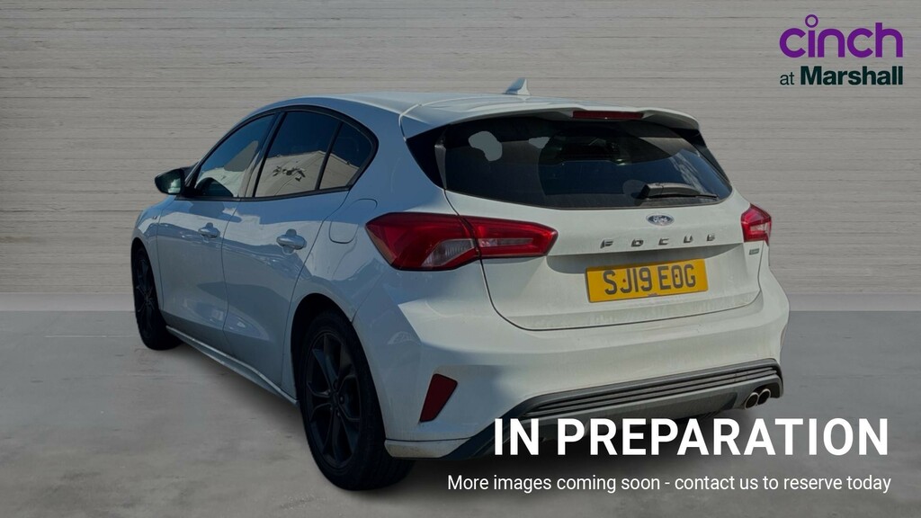 Ford Focus 2019 1.0T Ecoboost Vignale Hatchback Ma Black #2