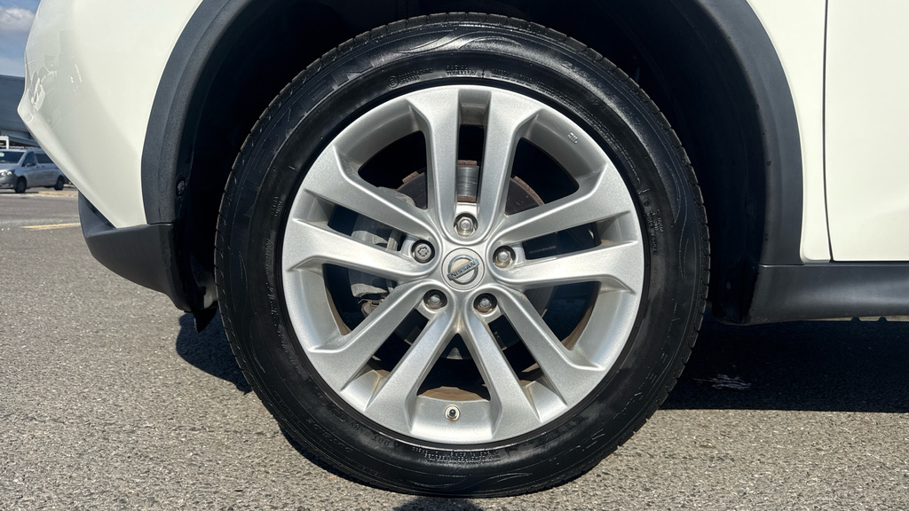 Nissan Juke 1.5 Tekna Dci 110 Bhp Red #17
