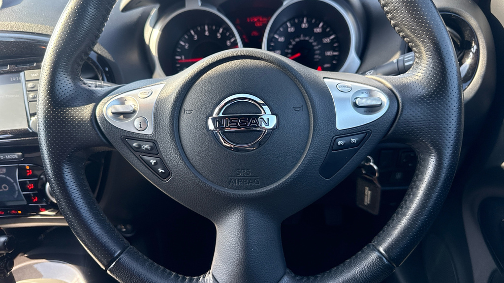 Nissan Juke 1.5 Tekna Dci 110 Bhp Red #21