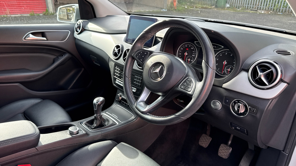 Mercedes-Benz B Class B 200 Sport Premium Blue #9