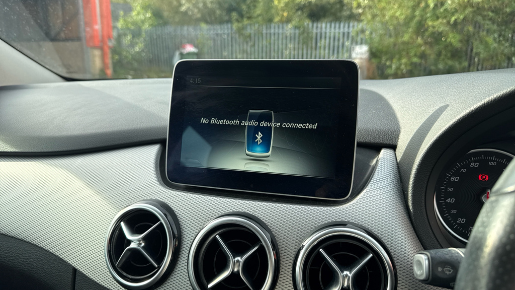 Mercedes-Benz B Class B 200 Sport Premium Blue #32
