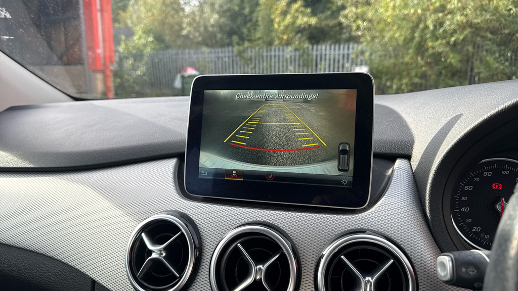 Mercedes-Benz B Class B 200 Sport Premium Blue #24