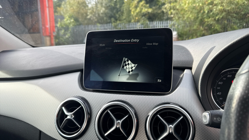 Mercedes-Benz B Class B 200 Sport Premium Blue #25