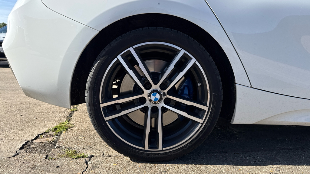BMW 1 Series 116D Sport Black #14