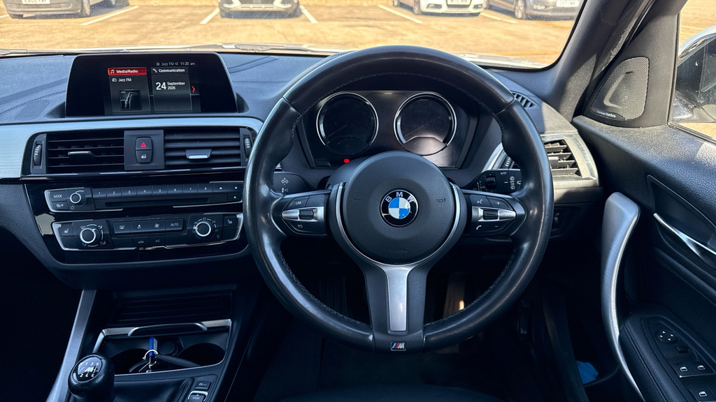 BMW 1 Series 116D Sport Black #5