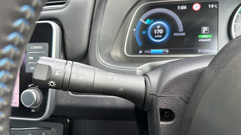Nissan Leaf 160Kw E N-connecta 59Kwh Red #29
