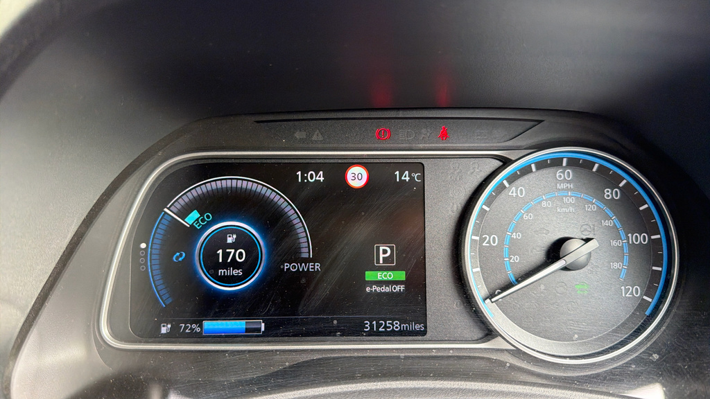 Nissan Leaf 160Kw E N-connecta 59Kwh Red #16