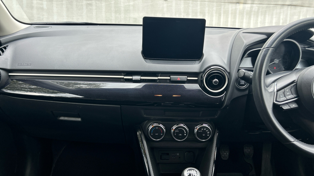 Mazda 2 1.5I Hybrid Homura Cvt Red #12