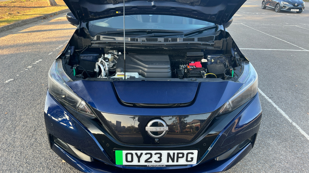 Nissan Leaf 110Kw Tekna 39Kwh Black #10