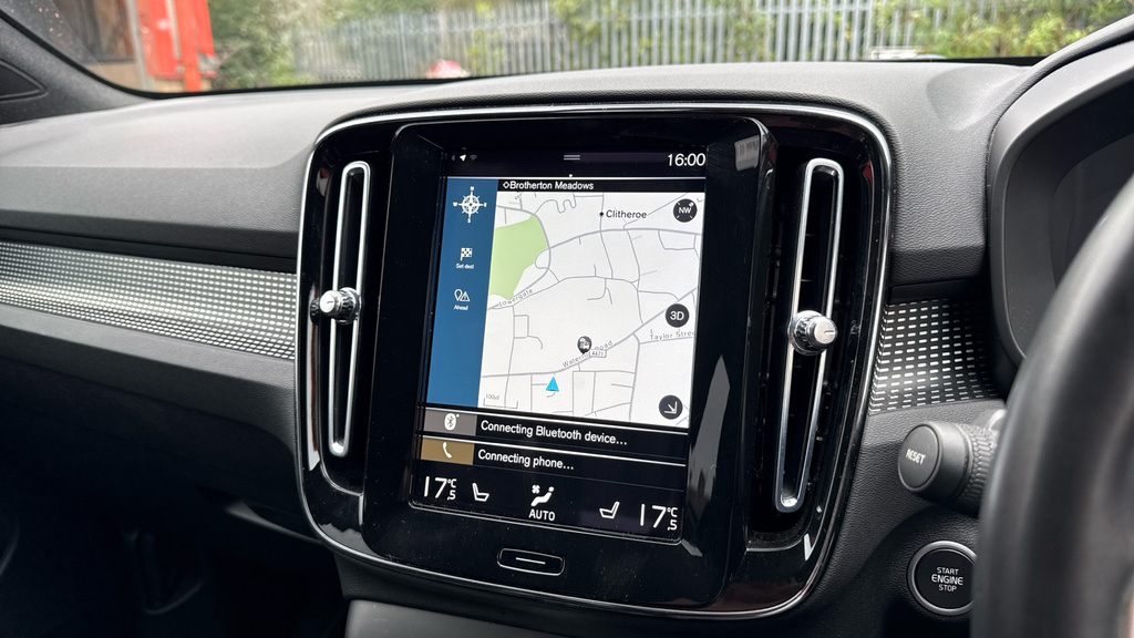 Volvo XC40 1.5 Xc40 R-design T3 Black #25