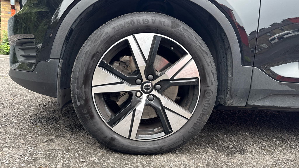 Volvo XC40 1.5 Xc40 R-design T3 Black #17
