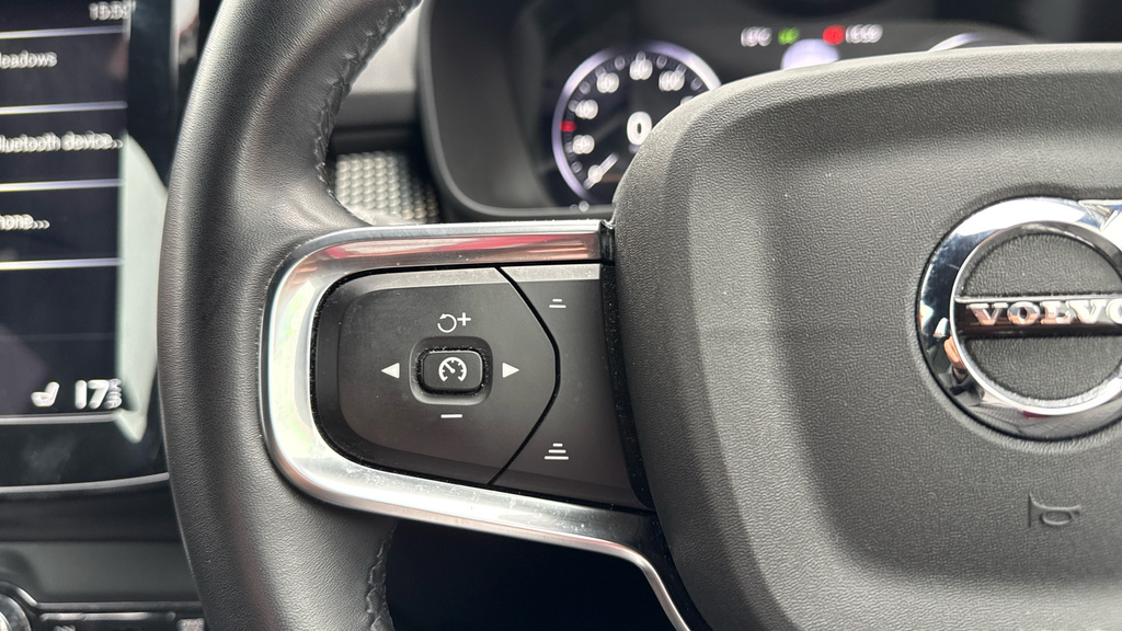 Volvo XC40 1.5 Xc40 R-design T3 Black #22