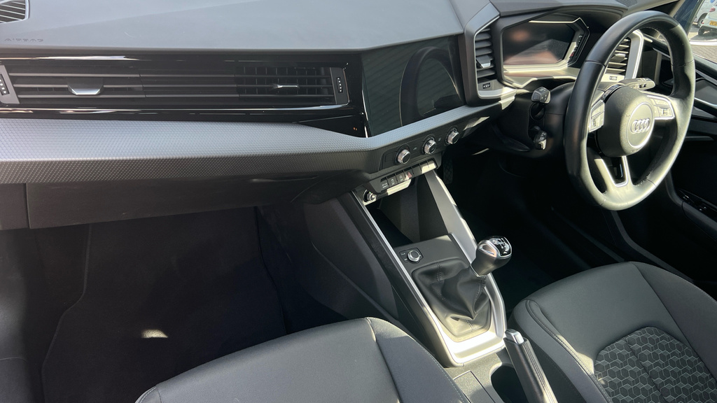 Audi A1 30 Tfsi 110 S Line S Tronic 2023 White #10