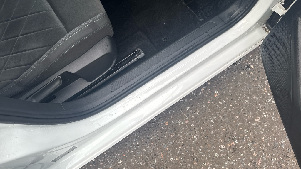 Volkswagen Golf 1.5 Tsi 150 R-line Grey #40