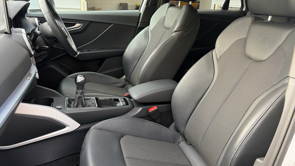 Audi Q2 Sport 30 Tfsi 116 Ps 6-Speed Black #17