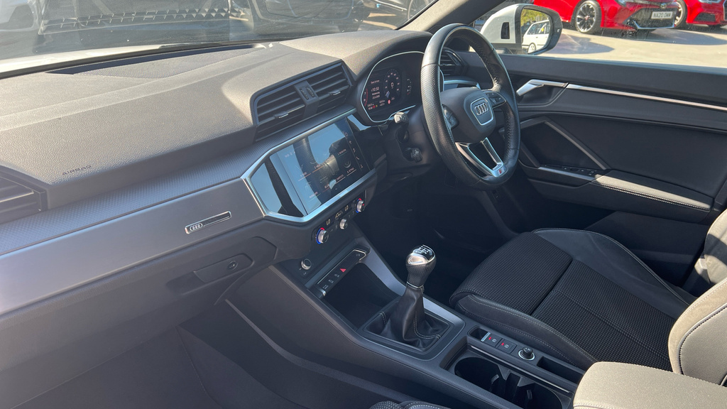 Audi Q3 Q3 35 Tfsi S Line White #2