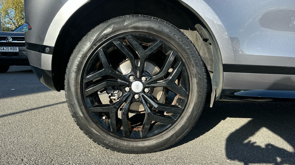 Land Rover Range Rover Evoque D165 R-dynamic Fwd Black #28