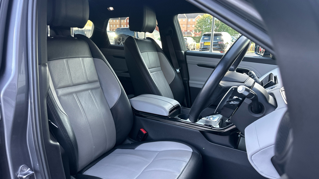 Land Rover Range Rover Evoque D165 R-dynamic Fwd Black #54
