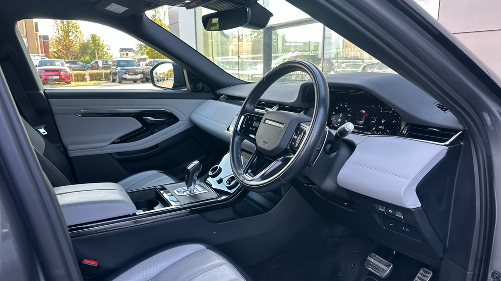 Land Rover Range Rover Evoque D165 R-dynamic Fwd Black #53