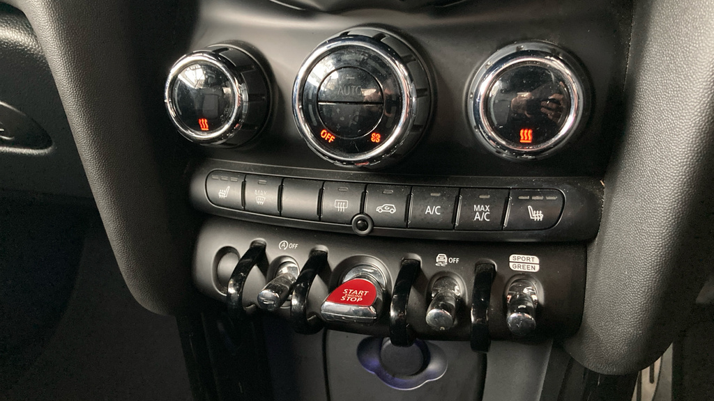 Mini Convertible 1.5 Cooper Exclusive 2022 Black #42