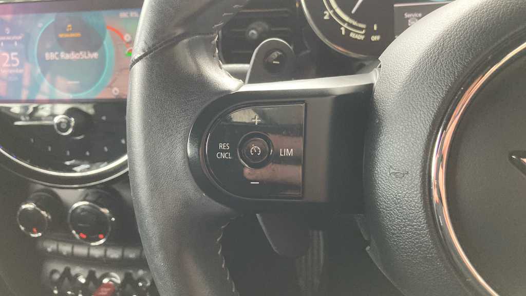 Mini Convertible 1.5 Cooper Exclusive 2022 Black #37
