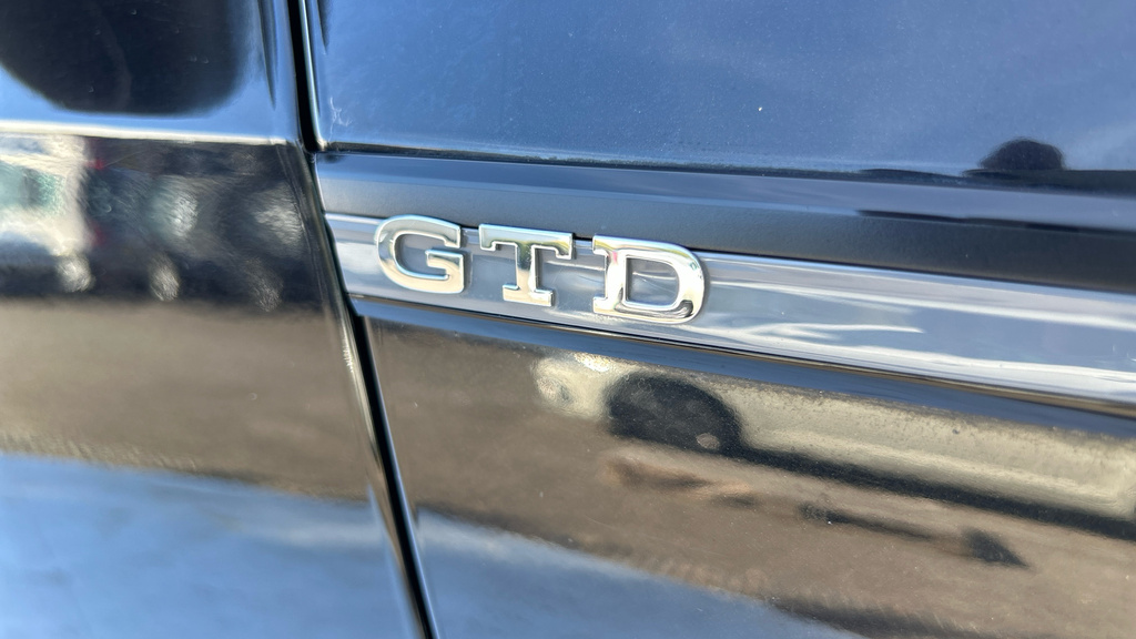 Volkswagen Golf 2.0 Tsi Gti 245 Ps Red #43