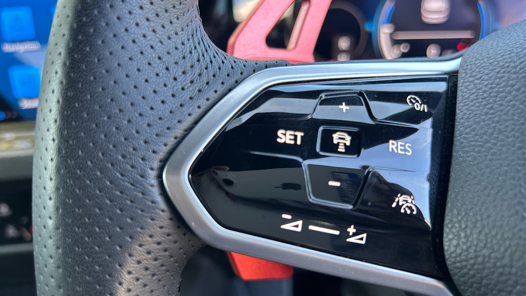 Volkswagen Golf 2.0 Tsi Gti 245 Ps Red #31
