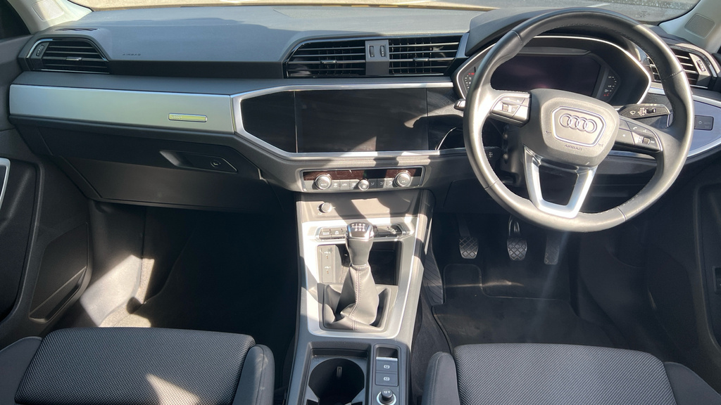 Audi Q3 S Line 35 Tfsi 150 Ps S Tronic White #12