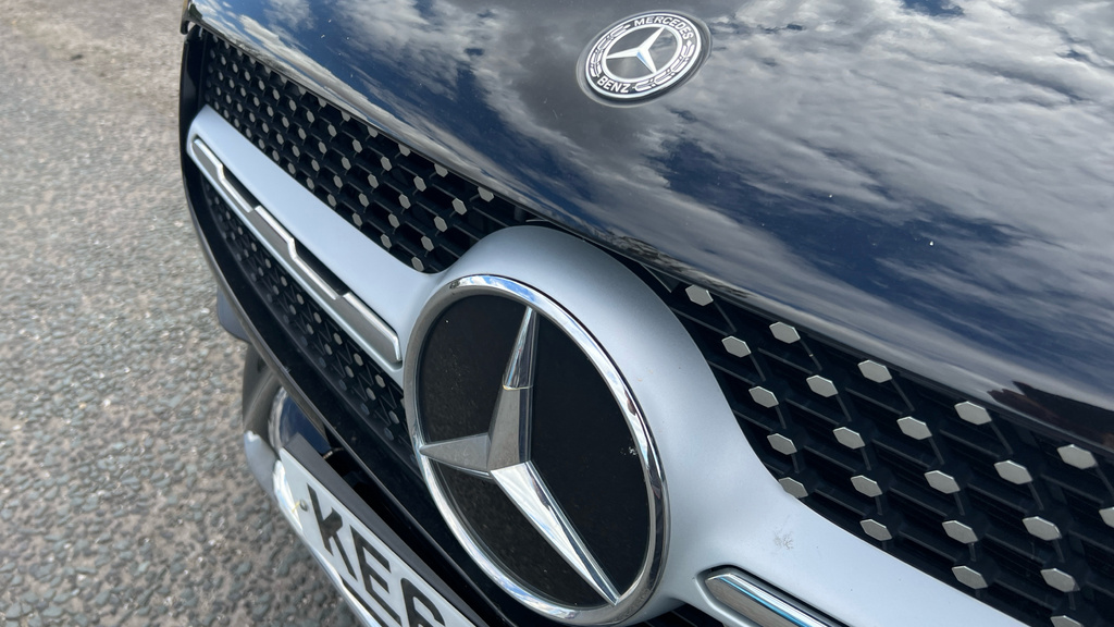 Mercedes-Benz GLC Class 220 D 4Matic Sport Black #40
