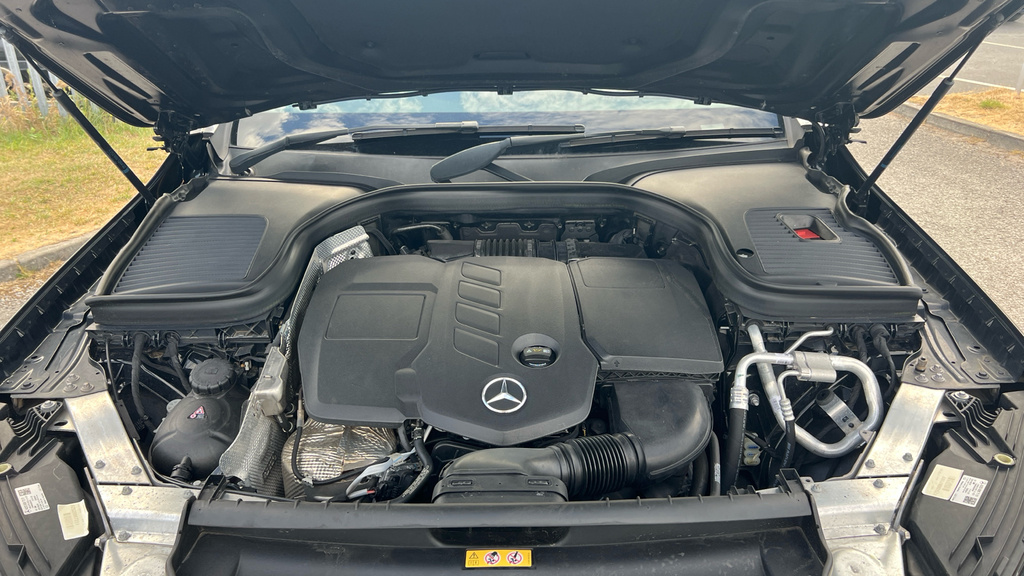 Mercedes-Benz GLC Class 220 D 4Matic Sport Black #16