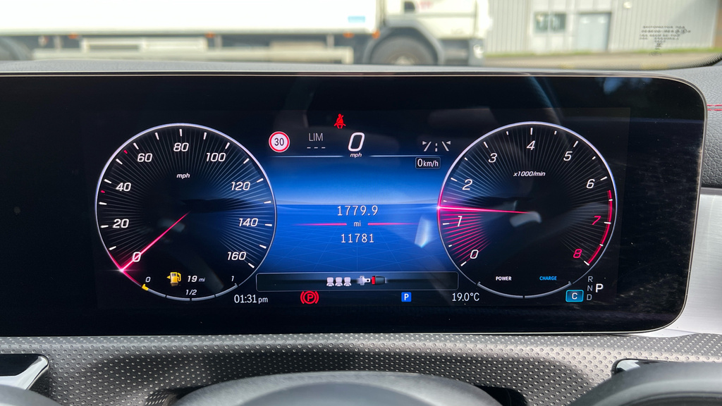 Mercedes-Benz CLA Class Cla 200 Amg Line Executive Tip Black #16