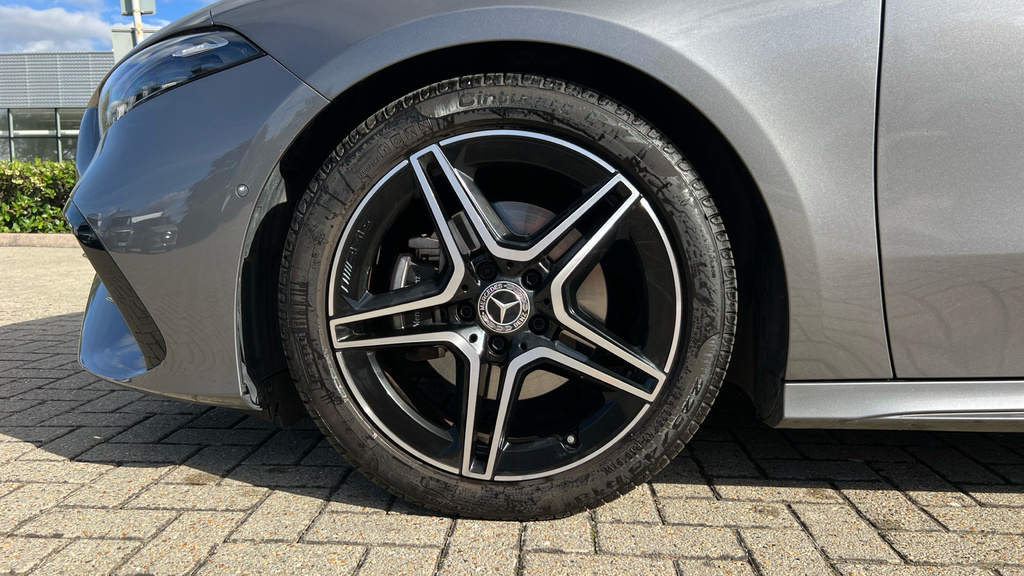 Mercedes-Benz A Class A180 Sport Edition Black #25
