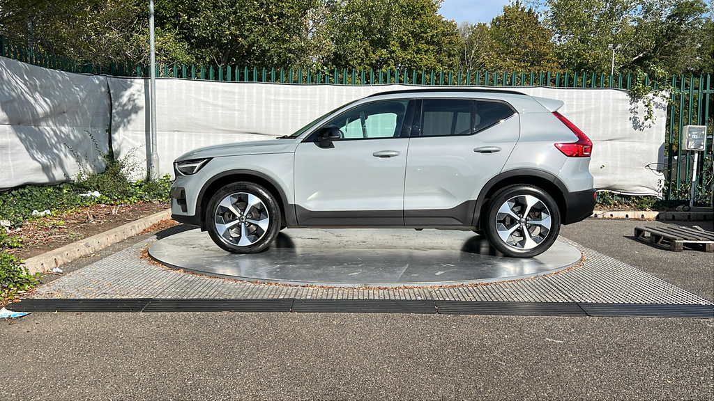 Volvo XC40 2.0 B3p Core Gold #16