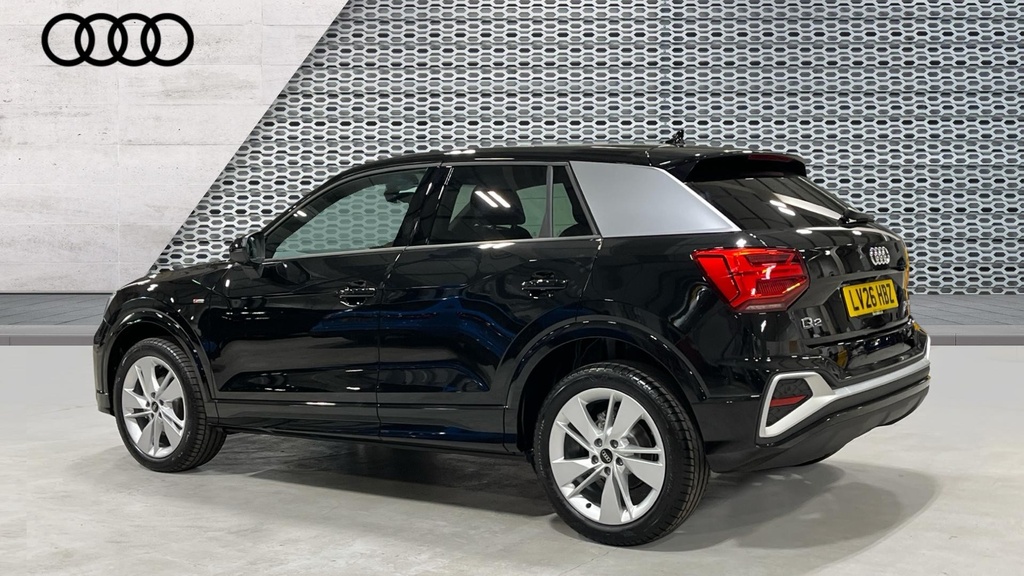 Audi Q2 Q2 35 Tfsi S Line S Tronic Black #3