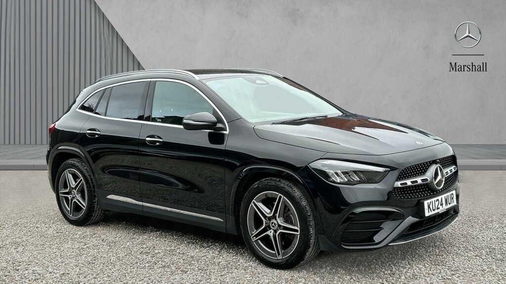 Mercedes-Benz GLA Class Gla 200 Amg Line Executive Black