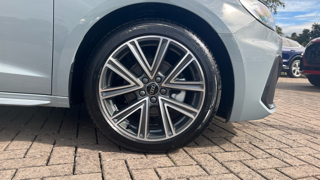 Audi A1 A1 35 Tfsi S Line S Tronic Grey #5