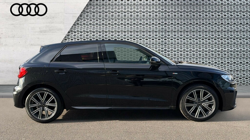 Audi A1 Audi A1 Sportback S Line 35 Tfsi 150 Ps S Tronic Black #4