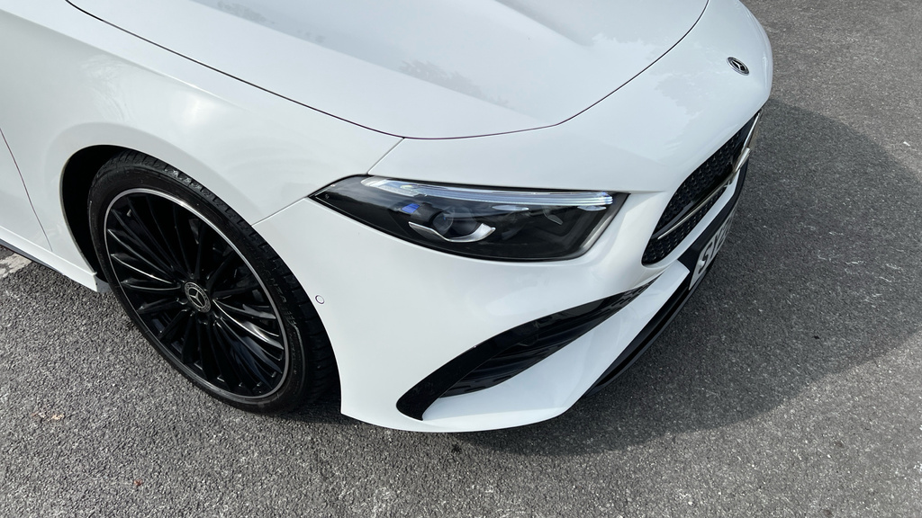 Mercedes-Benz A Class A200 Amg Line Executive White #20