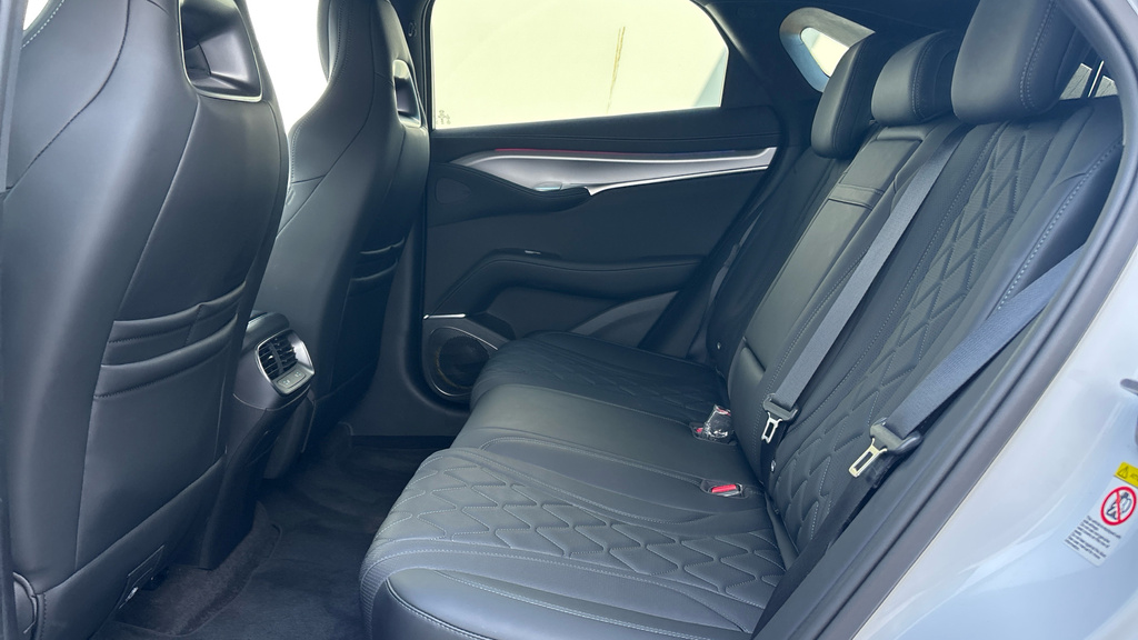 Byd Sealion 7 82.5Kwh Comfort Suv White #17