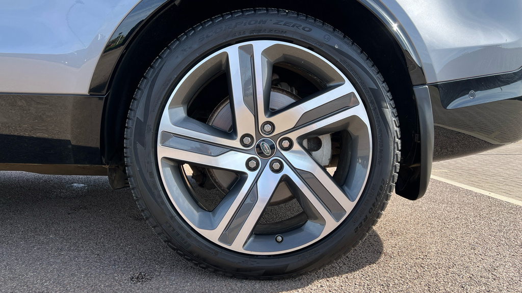 Land Rover Discovery 3.0 D300 R-dynamic Hse Grey #28
