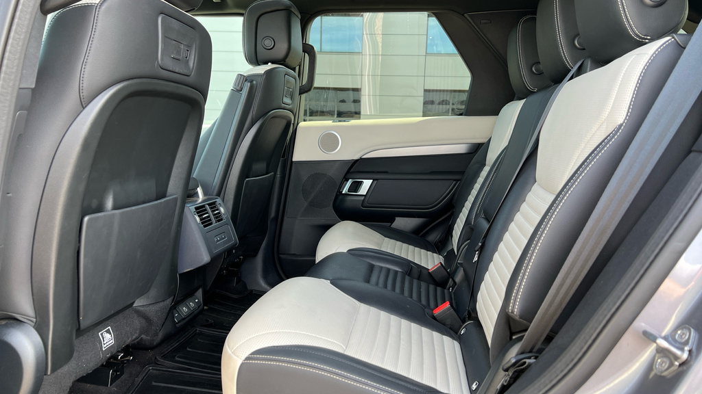 Land Rover Discovery Discovery 3.0 D300 R-dynamic Se Grey #4