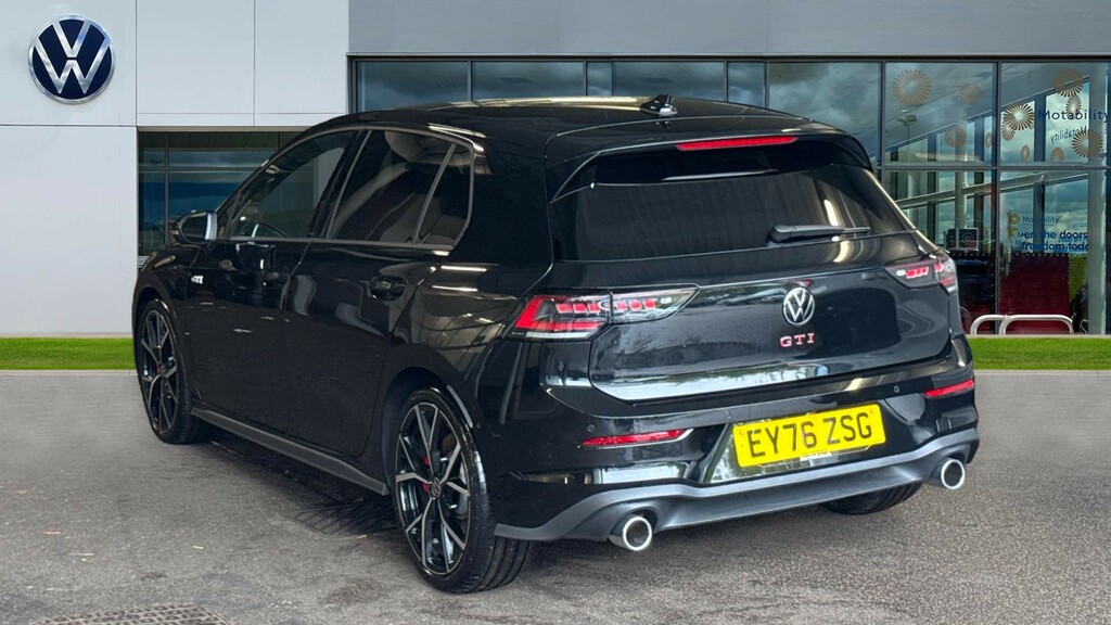 Volkswagen Golf 1.5 Tsi 150 Match Black #3
