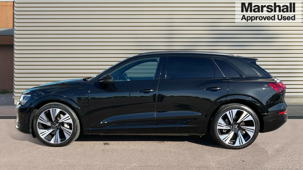 Audi Q8 e tron 250Kw 50 Quattro 95Kwh Black Edition Grey #6