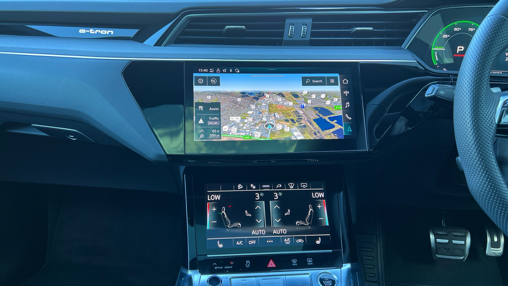 Audi Q8 e tron 250Kw 50 Quattro 95Kwh Black Edition Grey #12