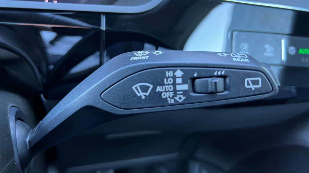 Audi Q8 e tron 250Kw 50 Quattro 95Kwh Black Edition Grey #24