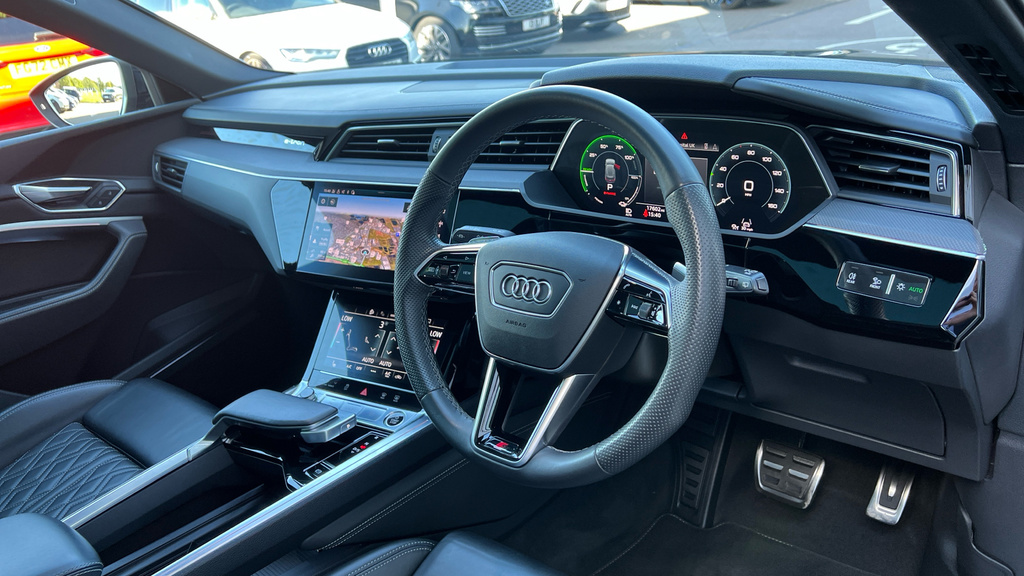 Audi Q8 e tron 250Kw 50 Quattro 95Kwh Black Edition Grey #9